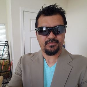 Meet your Posher, Rene